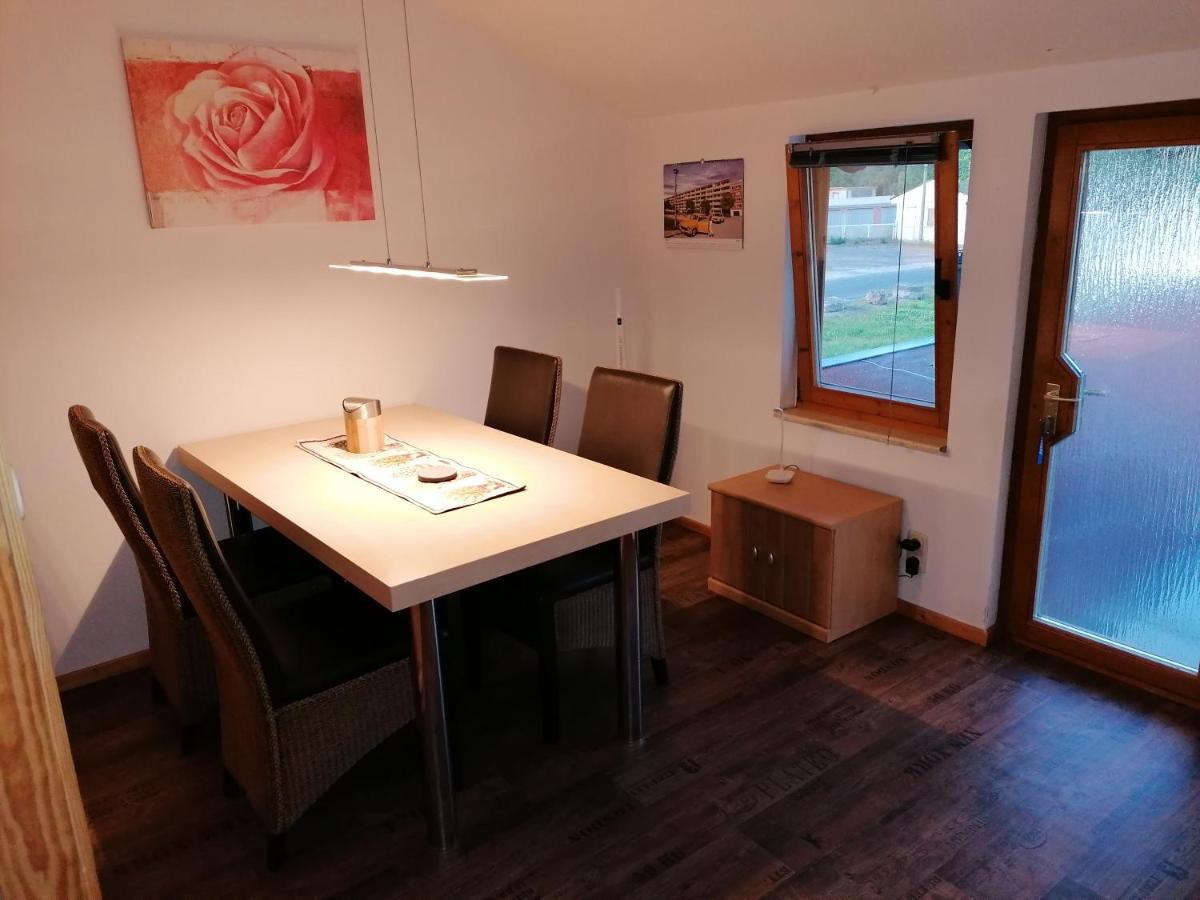 Wohnung Am Stadtrand Von Eisenach Bagian luar foto